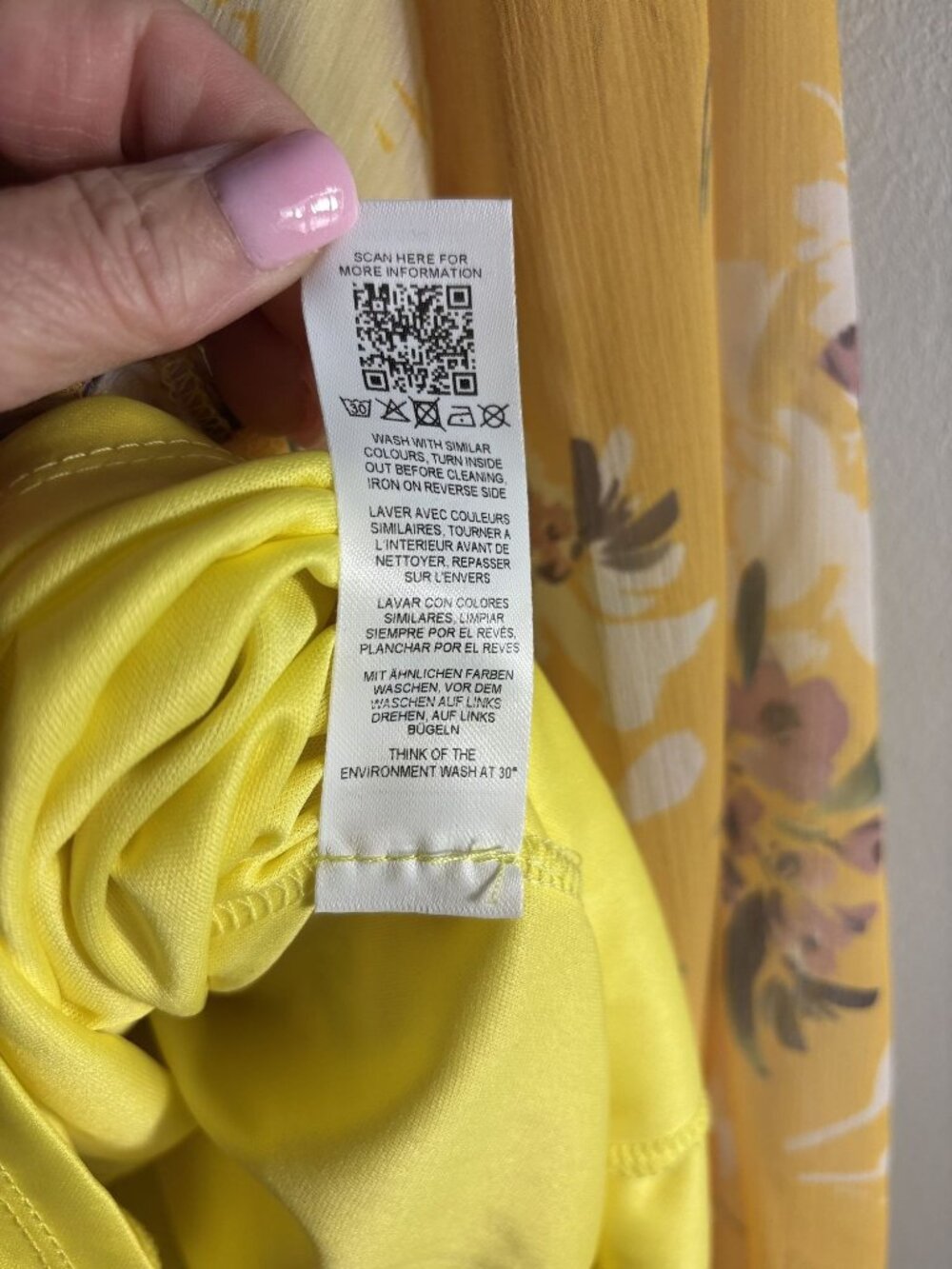 Yellow Floral Long Sleeve Wrap Ruffled Chiffon Romper By Miss Selfridge Size 10 - Picture 9 of 10